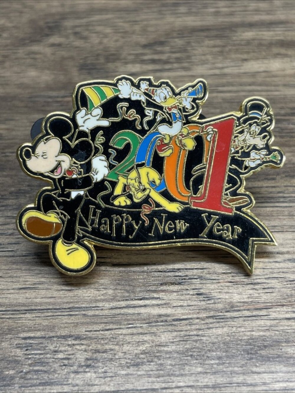 Walt Disney World Pin Happy New Year Collectible 2001 Mickey Mouse KG JD